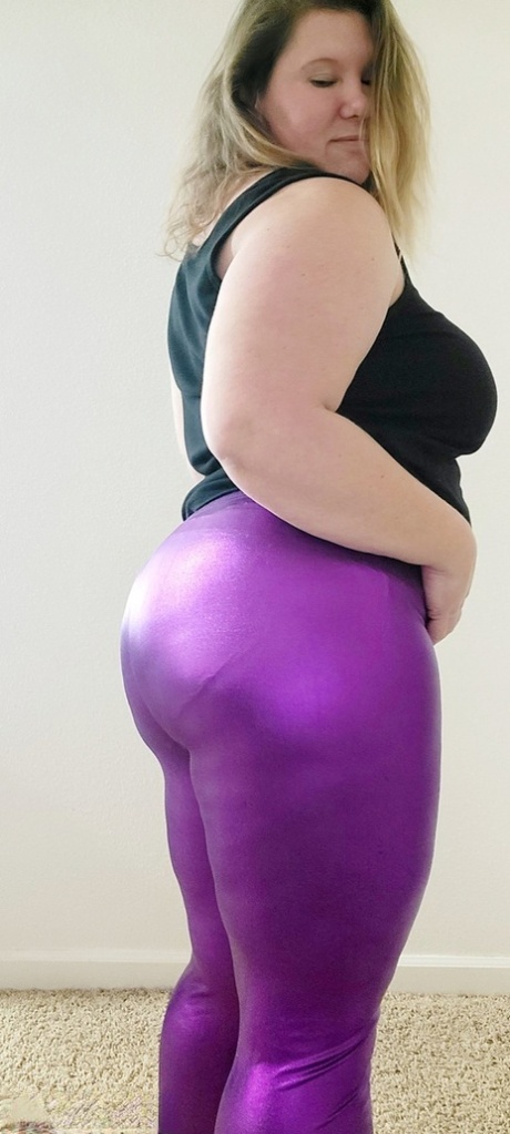 Tight Spandex Body - Ass In Tight Leggings Porn Pics & Anal Sex Photos - AnalPics.com